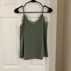 NWT | francesca's Green Lace Trim Tank Top | XS